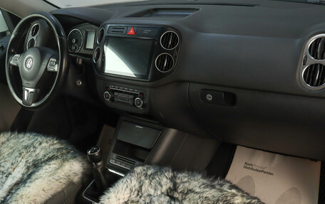 Volkswagen Tiguan I, 2010 год, 1 029 000 рублей, 10 фотография