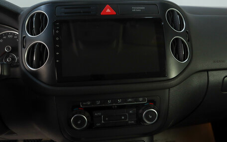 Volkswagen Tiguan I, 2010 год, 1 029 000 рублей, 17 фотография