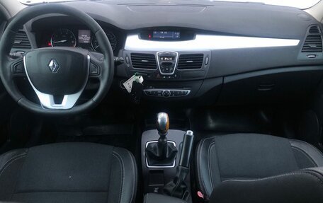 Renault Laguna III рестайлинг, 2008 год, 515 000 рублей, 12 фотография