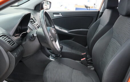 Hyundai Solaris II рестайлинг, 2015 год, 949 000 рублей, 7 фотография