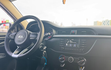 KIA Rio IV, 2020 год, 1 399 000 рублей, 15 фотография