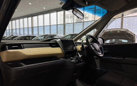 Honda Freed II, 2017 год, 1 690 000 рублей, 10 фотография