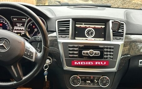 Mercedes-Benz GL-Класс, 2013 год, 3 500 000 рублей, 2 фотография