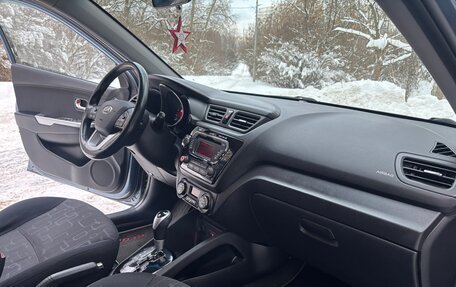 KIA Rio III рестайлинг, 2013 год, 890 000 рублей, 9 фотография