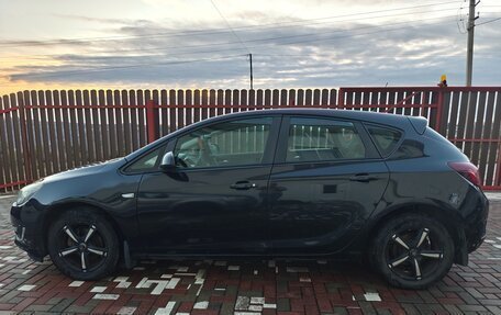 Opel Astra J, 2012 год, 750 000 рублей, 2 фотография