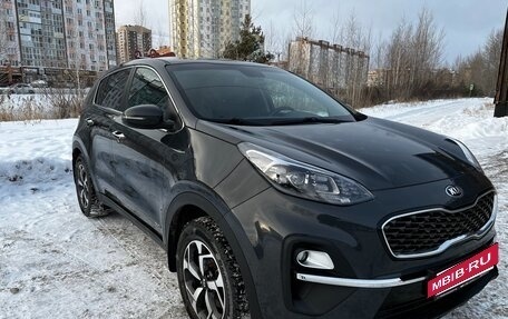KIA Sportage IV рестайлинг, 2020 год, 2 800 000 рублей, 4 фотография