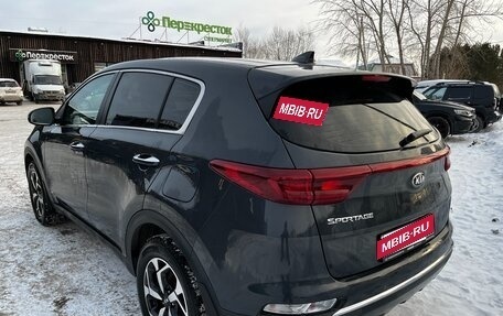 KIA Sportage IV рестайлинг, 2020 год, 2 800 000 рублей, 2 фотография