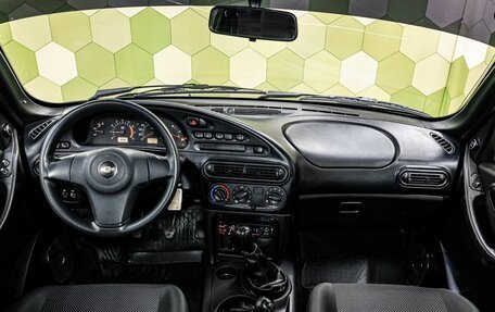 Chevrolet Niva I рестайлинг, 2015 год, 650 000 рублей, 15 фотография