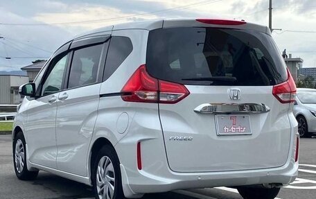 Honda Freed II, 2023 год, 1 450 000 рублей, 3 фотография
