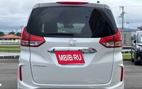 Honda Freed II, 2023 год, 1 450 000 рублей, 4 фотография