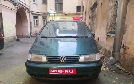 Volkswagen Sharan I рестайлинг, 1998 год, 450 000 рублей, 1 фотография