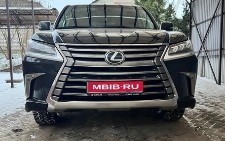Lexus LX III, 2017 год, 9 000 000 рублей, 1 фотография