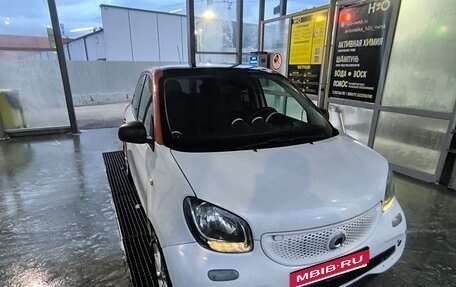 Smart Forfour II, 2016 год, 585 000 рублей, 1 фотография