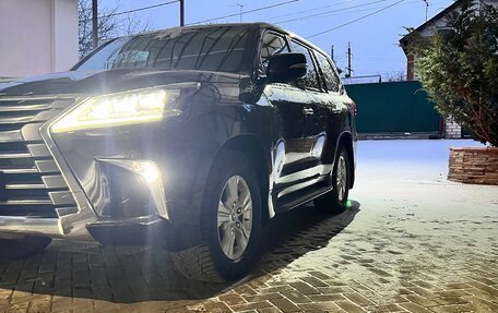 Lexus LX III, 2017 год, 3 фотография