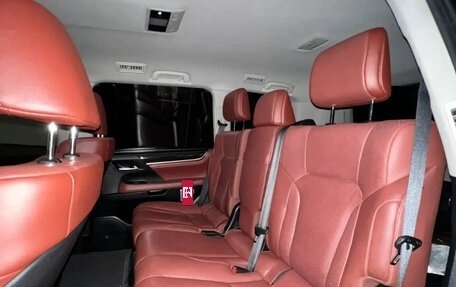 Lexus LX III, 2017 год, 9 фотография