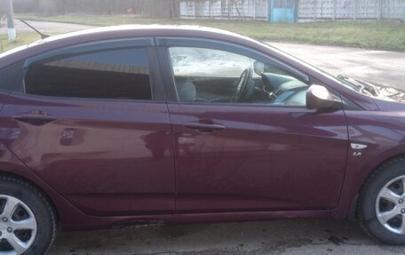 Hyundai Solaris II рестайлинг, 2012 год, 620 000 рублей, 13 фотография