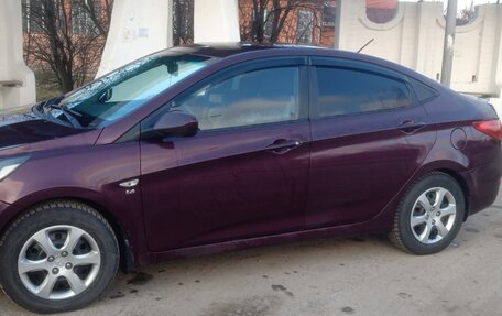 Hyundai Solaris II рестайлинг, 2012 год, 620 000 рублей, 12 фотография