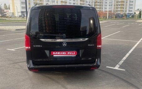 Mercedes-Benz V-Класс, 2017 год, 4 650 000 рублей, 13 фотография