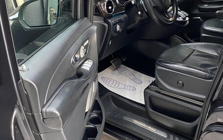 Mercedes-Benz V-Класс, 2017 год, 4 650 000 рублей, 18 фотография