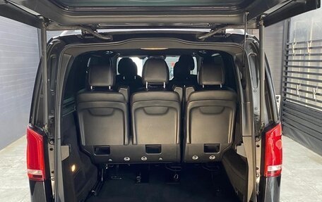 Mercedes-Benz V-Класс, 2017 год, 4 650 000 рублей, 25 фотография