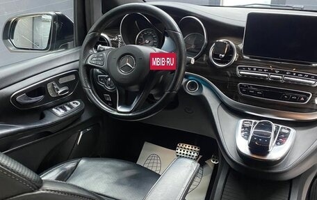 Mercedes-Benz V-Класс, 2017 год, 4 650 000 рублей, 19 фотография