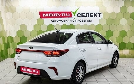 KIA Rio IV, 2017 год, 1 300 000 рублей, 2 фотография