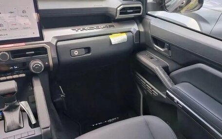 Toyota Tacoma, 2025 год, 7 977 000 рублей, 14 фотография