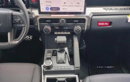 Toyota Tacoma, 2025 год, 7 977 000 рублей, 17 фотография