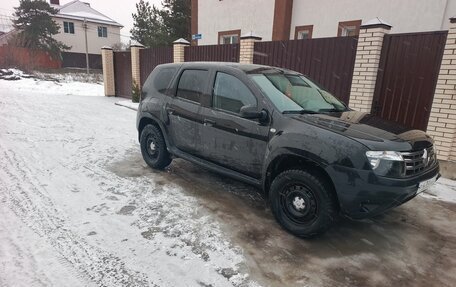 Renault Duster I рестайлинг, 2014 год, 700 000 рублей, 2 фотография
