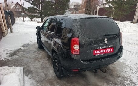 Renault Duster I рестайлинг, 2014 год, 700 000 рублей, 4 фотография