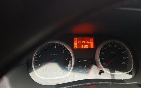 Renault Duster I рестайлинг, 2014 год, 700 000 рублей, 7 фотография