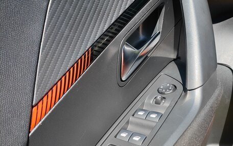 Peugeot 2008 II, 2022 год, 1 830 000 рублей, 5 фотография