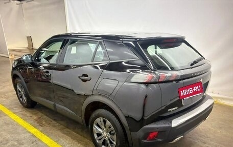 Peugeot 2008 II, 2022 год, 1 830 000 рублей, 8 фотография