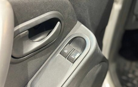 Renault Duster I рестайлинг, 2012 год, 800 000 рублей, 18 фотография