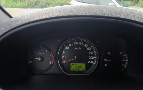 Hyundai H-1 II рестайлинг, 2012 год, 2 050 000 рублей, 13 фотография