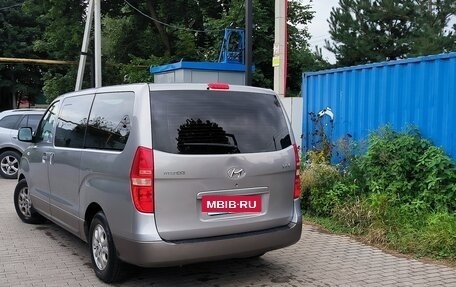 Hyundai H-1 II рестайлинг, 2012 год, 2 050 000 рублей, 6 фотография