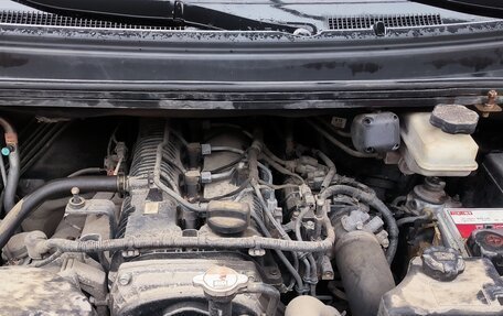 Hyundai H-1 II рестайлинг, 2012 год, 2 050 000 рублей, 18 фотография