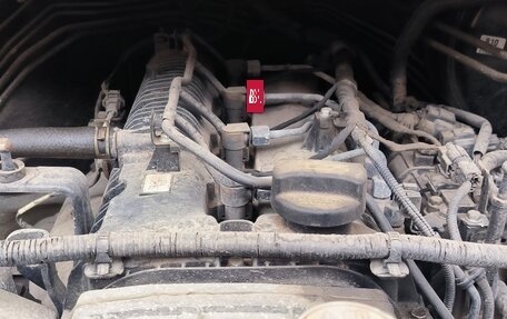 Hyundai H-1 II рестайлинг, 2012 год, 2 050 000 рублей, 19 фотография