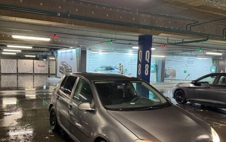 Volkswagen Golf V, 2004 год, 360 000 рублей, 3 фотография