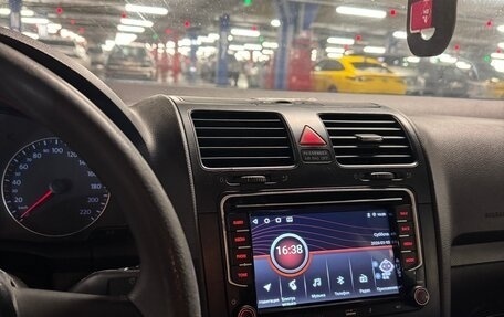 Volkswagen Golf V, 2004 год, 360 000 рублей, 9 фотография