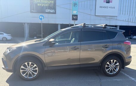 Toyota RAV4, 2016 год, 2 500 000 рублей, 4 фотография