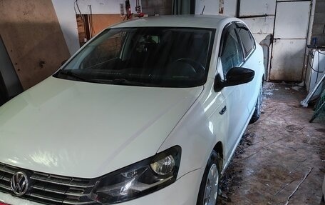 Volkswagen Polo VI (EU Market), 2018 год, 1 240 000 рублей, 2 фотография