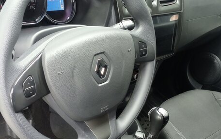 Renault Sandero II рестайлинг, 2018 год, 1 075 000 рублей, 16 фотография