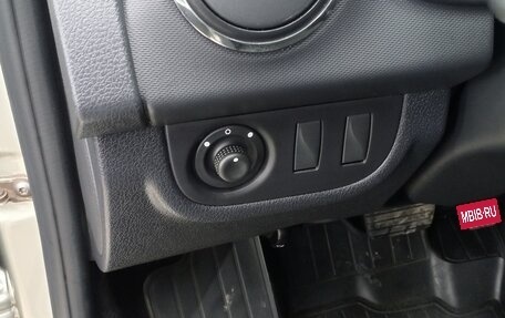 Renault Sandero II рестайлинг, 2018 год, 1 075 000 рублей, 15 фотография