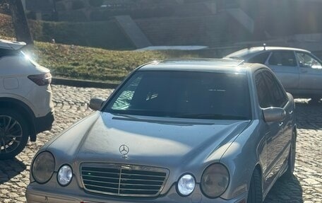 Mercedes-Benz E-Класс, 2000 год, 1 090 000 рублей, 4 фотография