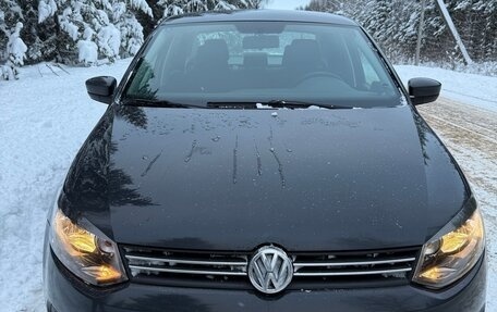 Volkswagen Polo VI (EU Market), 2012 год, 690 000 рублей, 1 фотография