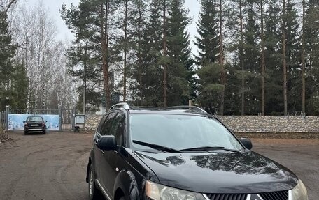 Mitsubishi Outlander III рестайлинг 3, 2007 год, 650 000 рублей, 4 фотография