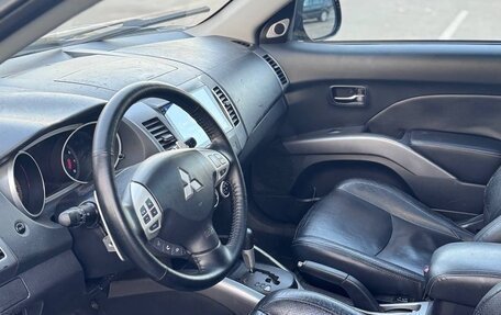 Mitsubishi Outlander III рестайлинг 3, 2007 год, 650 000 рублей, 6 фотография