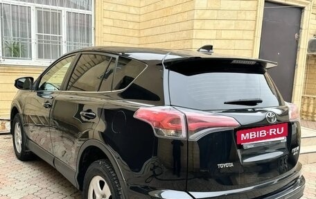 Toyota RAV4, 2015 год, 2 100 000 рублей, 3 фотография