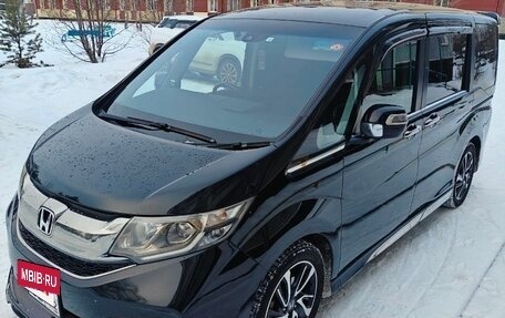 Honda Stepwgn IV, 2016 год, 1 780 000 рублей, 2 фотография